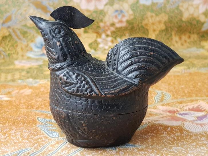 Mooie oude koperen medicijnhouder uit Tibet als een haan., Antiek en Kunst, Kunst | Niet-Westerse kunst, Ophalen of Verzenden