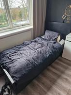 Eenpersoonsbed met zwarte bedframe, Huis en Inrichting, Ophalen, Gebruikt, 90 cm, Eenpersoons