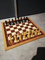 Dubbelzijdig dam /schaakbord met houten stukken, Ophalen of Verzenden, Zo goed als nieuw, Schaken