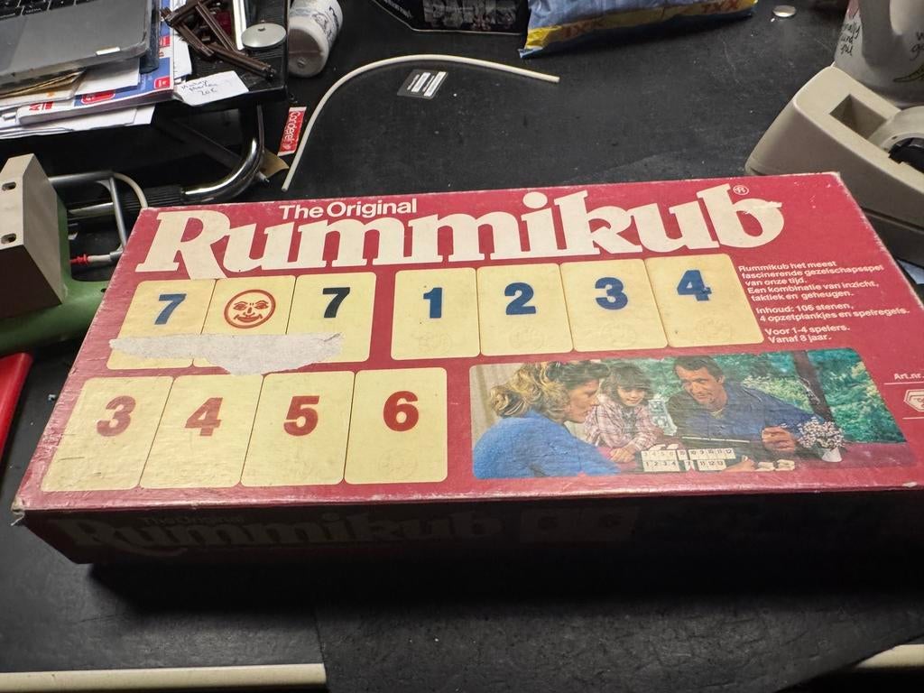 Rummikub met zandloper, Ophalen of Verzenden, Zo goed als nieuw