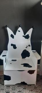 Houten troon met opbergruimte in koeienprint, Kinderen en Baby's, Kinderkamer | Tafels en Stoelen, Ophalen, Zo goed als nieuw