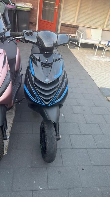 Zip 172cc brom wok  beschikbaar voor biedingen