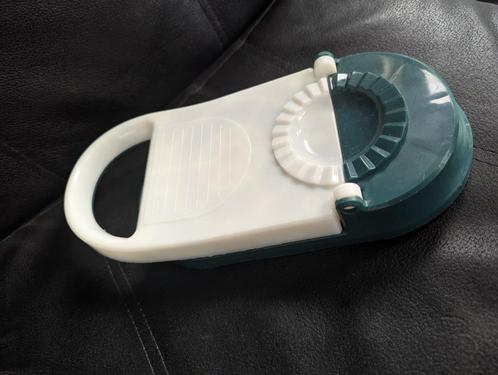 2-in-1 Dumpling Maker – DIY Knijpvorm & Deegpers, Huis en Inrichting, Keuken | Keukenbenodigdheden, Nieuw, Ophalen of Verzenden