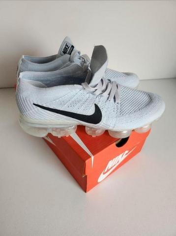Zeer gave VAPORMAX mooi voor in de zomer! MAAT 42 beschikbaar voor biedingen