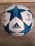 Te koop zeer mooie en nieuwe champions league ballen., Sport en Fitness, Voetbal, Maat XL, Ophalen of Verzenden, Nieuw, Bal