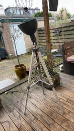 Leuke industriële staande lamp, Ophalen of Verzenden, Zo goed als nieuw, Hout, 150 tot 200 cm
