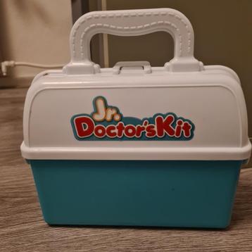 Dokterskoffer voor rollenspel. beschikbaar voor biedingen