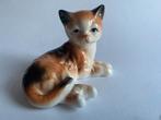 Beeldje zittende poes of kat, Verzamelen, Beelden en Beeldjes, Ophalen of Verzenden, Zo goed als nieuw, Dier