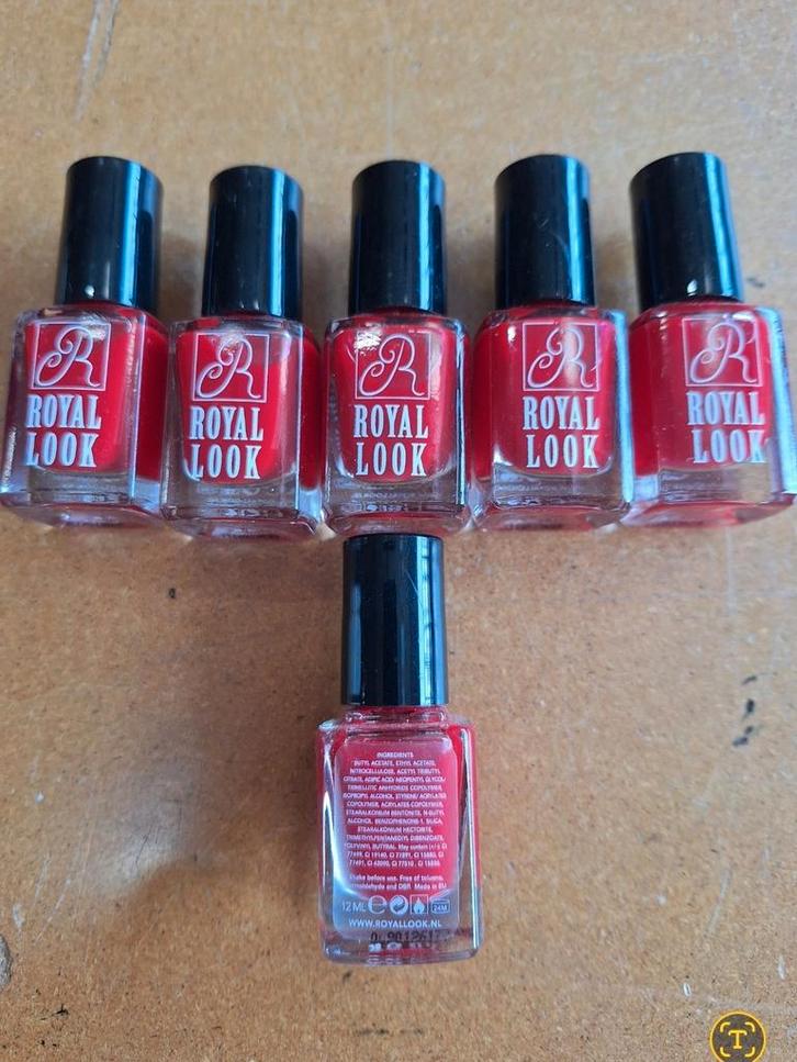 Partij Rode Nagellak - 700+ stuks!, Sieraden, Tassen en Uiterlijk, Uiterlijk | Cosmetica en Make-up, Nieuw, Make-up, Handen en Nagels