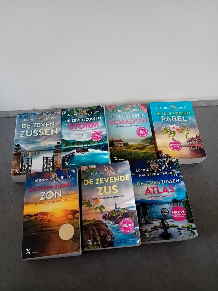 Lucinda Riley de zeven zussen 7 delen, Boeken, Romans, Gelezen, Ophalen of Verzenden