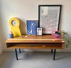 Salontafel gemaakt van vintage gymvloer, dressoir, kast, Ophalen, 100 tot 150 cm, -, Retro gymzaalvloer meubel