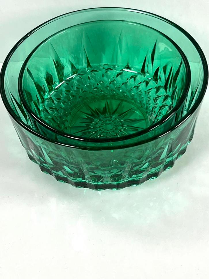 Vintage Arcoroc France smaragdgroene glazen schaaltjes, Antiek en Kunst, Antiek | Servies los, Ophalen