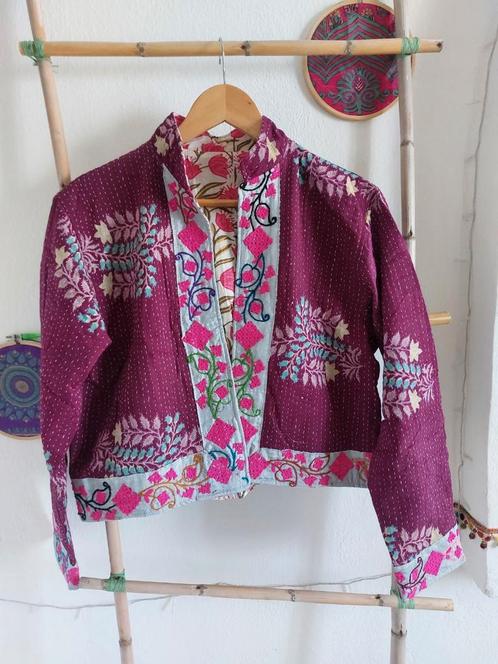 Uniek, vintage Kantha jasje uit India, Kleding | Dames, Jasjes, Kostuums en Pakken, Jasje, Maat 38/40 (M), Paars, Ophalen of Verzenden