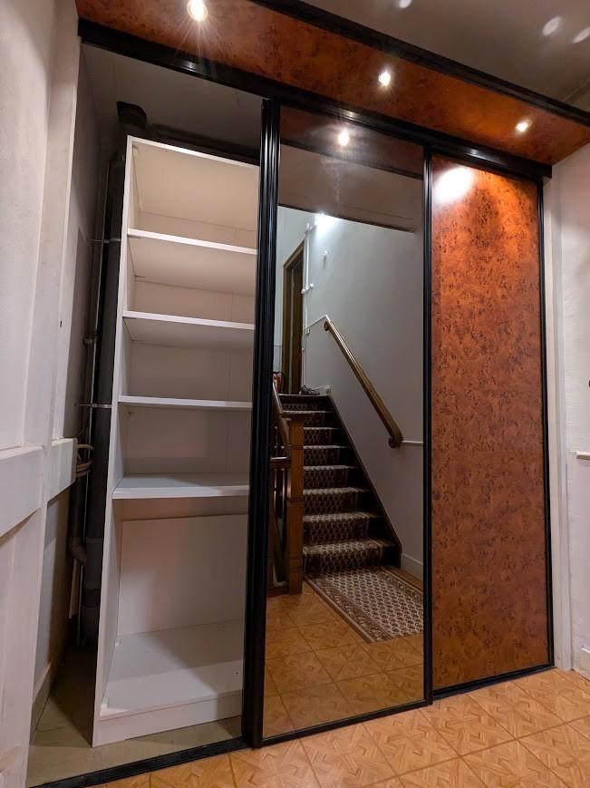 Vrijstaande open kledingkast, met of zonder schuifdeuren, Huis en Inrichting, Kasten | Kledingkasten, Zo goed als nieuw, 200 cm of meer