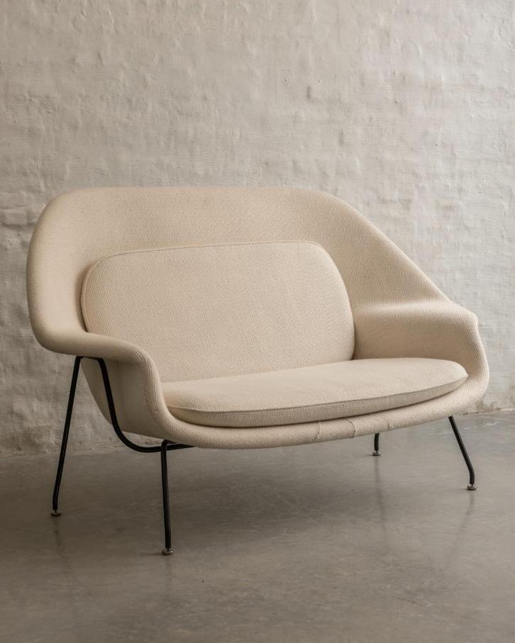 Saarinen Womb Settee 1 ste productie, Huis en Inrichting, Banken | Bankstellen, Zo goed als nieuw, Minder dan 150 cm, Ophalen