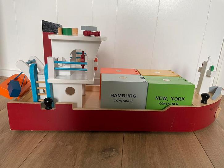 Houten containerschip New Classic Toys (zo goed als nieuw), Kinderen en Baby's, Speelgoed | Houten speelgoed, Zo goed als nieuw