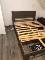 Bed met matras en lattenbodem 140*200 uit leen bakker merk, Huis en Inrichting, Slaapkamer | Bedden, Bruin, Tweepersoons, Zo goed als nieuw