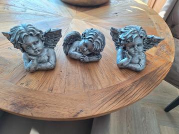 Engeltjes Beelden 3 stuks 20 cm breed  beschikbaar voor biedingen