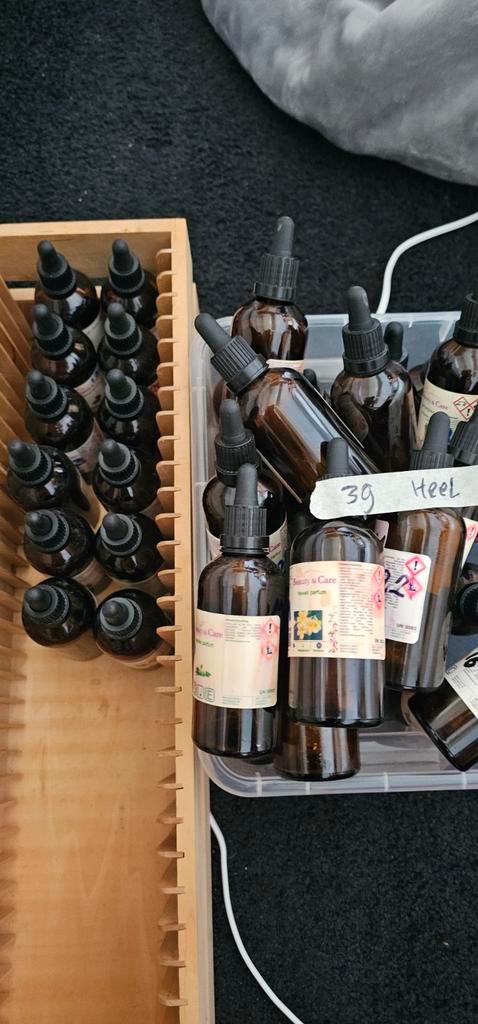 Pipetflesjes. Donker glas. 100ml, Sport en Fitness, Sauna, Ophalen
