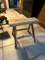 Houten krukje - 37cm hoog, Huis en Inrichting, Stoelen, Ophalen, Gebruikt, Bruin, Eén