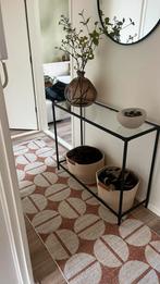 Glazen side table, Ophalen, 100 tot 150 cm, Glas, Zo goed als nieuw
