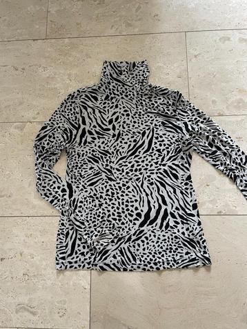 H&M Leuk coltruitje in zwart-wit dierenprint maat M beschikbaar voor biedingen