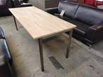 Eettafel 200 x 80cm, massief hout met metaal., Ophalen, 50 tot 100 cm, Zo goed als nieuw, Vijf personen of meer