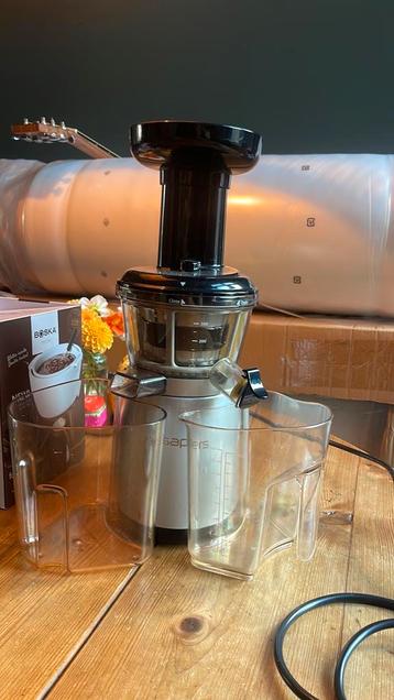 Versapers - juice pers voor sapjes beschikbaar voor biedingen