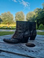 Laarzen studs maat 40, Zwart, Lage of Enkellaarzen, Ophalen of Verzenden, Zo goed als nieuw