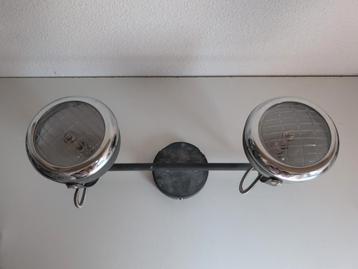 Industriële plafondlamp met 2 spots beschikbaar voor biedingen