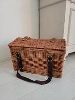 Mooie picknickmand met servies voor 6 personen, Ophalen of Verzenden, Zo goed als nieuw