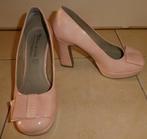 Tamaris pumps maat 38 trouwpumps burlesque 60's stijl ZGAN, Pumps, Verzenden, Zo goed als nieuw, Roze