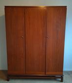Jaren 60 vintage kledingkast, dubbele deur, teak, 50 tot 100 cm, Teakhout, Met plank(en), 150 tot 200 cm