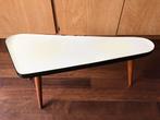 Bijzettafeltje vintage jaren 50 Germany, Huis en Inrichting, Tafels | Bijzettafels, Ophalen, Minder dan 45 cm, Gebruikt, Vintage