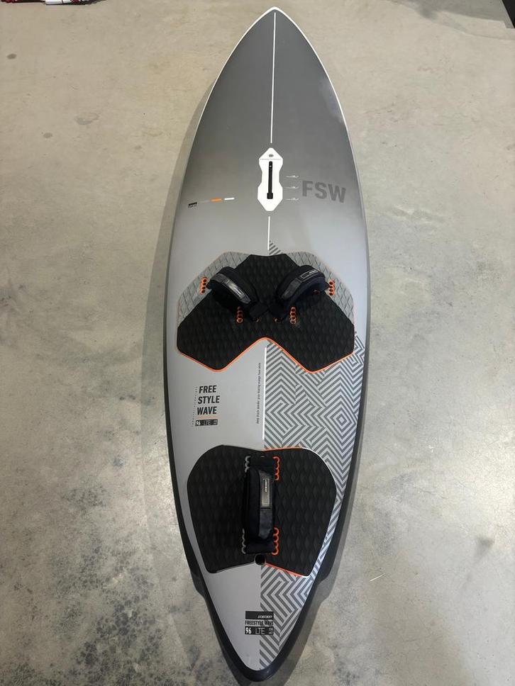 RRD Freestyle Wave LTE Y30 - 96L / 2025 Model, Watersport en Boten, Windsurfen, Gebruikt, Plank, Minder dan 250 cm, Ophalen