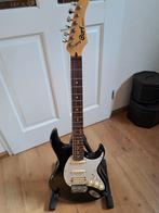 Cort strat 2006 met fender g-deck, Muziek en Instrumenten, Versterkers | Bas en Gitaar, Ophalen, Zo goed als nieuw, Minder dan 50 watt