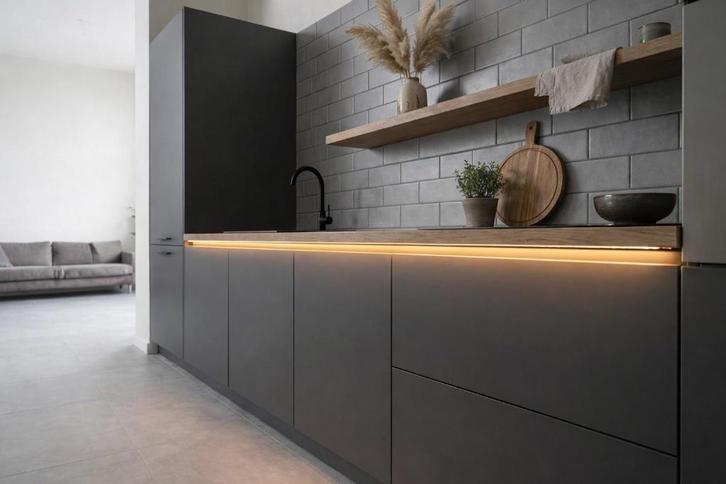 Keukens, Huis en Inrichting, Keuken | Complete keukens, Nieuw, Overige typen, Overige kleuren, Greeploos, Met kookeiland, Hoogglans of Gelakt