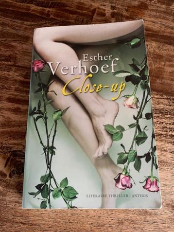 Close-Up door Esther Verhoef beschikbaar voor biedingen