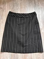 Zwart met grijs gestreept rokje van One Touch. Maat 40., Kleding | Dames, Rokken, Maat 38/40 (M), Verzenden, Zwart, Zo goed als nieuw