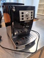 DeLonghi Magnifica S koffiezetapparaat, Witgoed en Apparatuur, Koffiezetapparaten, Ophalen, 10 kopjes of meer, Koffiemachine, Koffiebonen