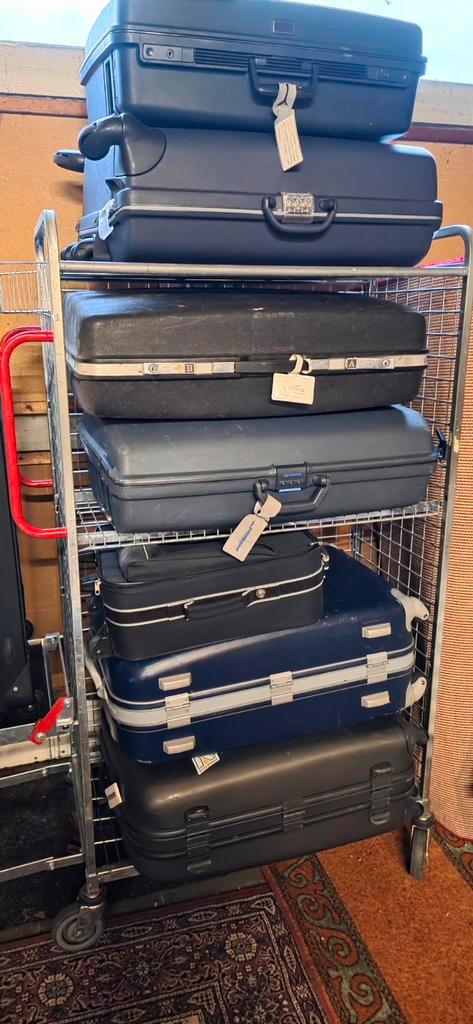 Koffers bij Kringloop - Diverse Maten, Sieraden, Tassen en Uiterlijk, Koffers, Gebruikt, Hard kunststof, 50 tot 60 cm, 35 tot 45 cm