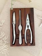 6-delig Kreeftbestek in houten cassette (voor 4 personen), Ophalen of Verzenden, Zo goed als nieuw, Hout, Bestekset