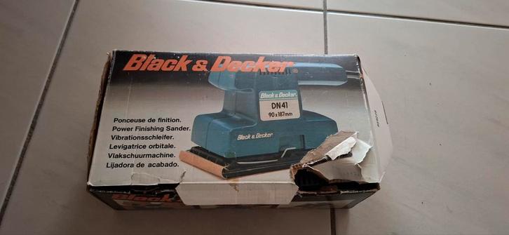 Black & Decker Vlakschuurmachine DN41, Doe-het-zelf en Verbouw, Gereedschap | Schuurmachines, Gebruikt, Vlakschuurmachine, Minder dan 600 watt