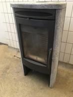 Speksteenkachel / houtkachel, topmerk Austroflamm., Huis en Inrichting, Ophalen, Houtkachel, Zo goed als nieuw, Vrijstaand