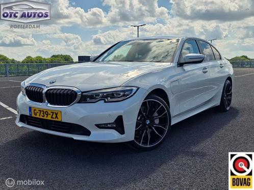 BMW 3-serie 330e High Executive - 293PK - AUTOMAAT - DRAADLO, Auto's, BMW, Bedrijf, Te koop, 3-Serie, ABS, Achteruitrijcamera