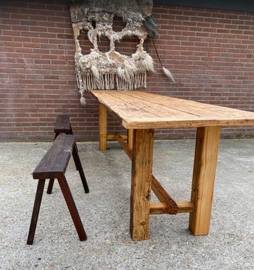 Grote brutalist tafel gemaakt van barnwood +100jaar oud. beschikbaar voor biedingen