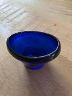 Kobalt blauw Optrex oogbad, Ophalen