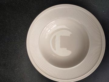 Wedgwood Windsor 5 diepe borden beschikbaar voor biedingen