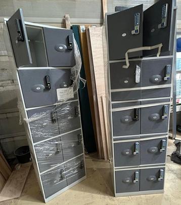 2 Mooie stevige lockerkasten beschikbaar voor biedingen