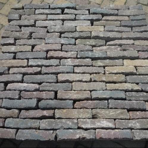 Gezocht: oudbakken waaltjes, Tuin en Terras, Tegels en Klinkers, Zo goed als nieuw, Klinkers, Beton, 10 m² of meer, Ophalen